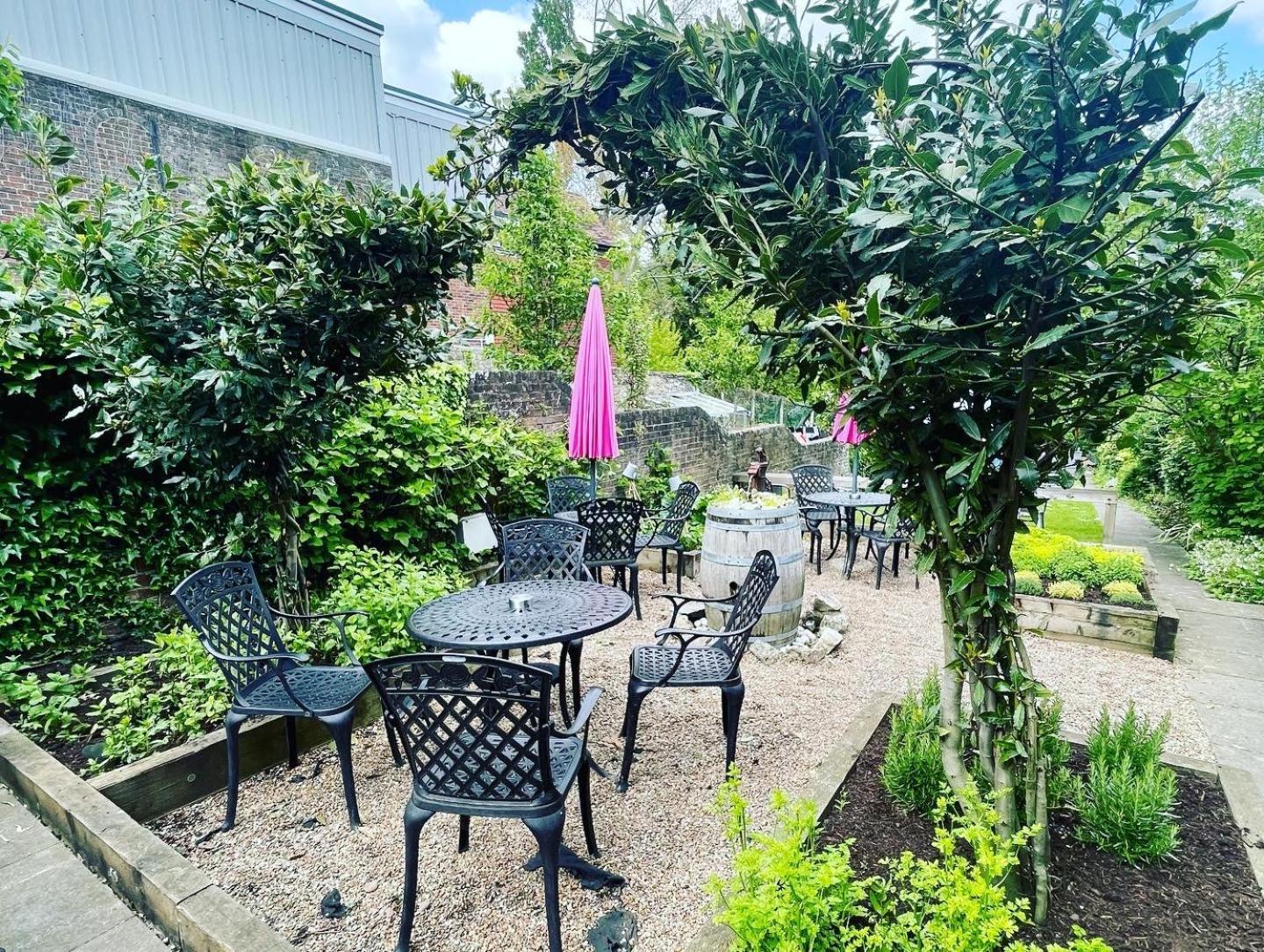 The Abbey Hotel Battle Exterior photo