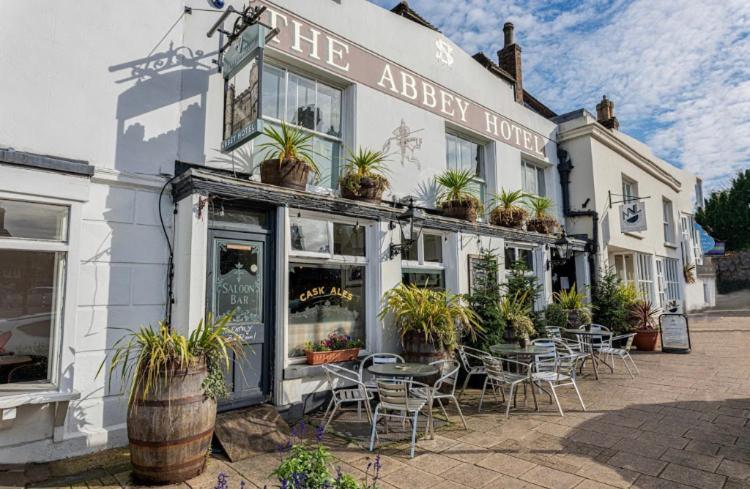 The Abbey Hotel Battle Exterior photo